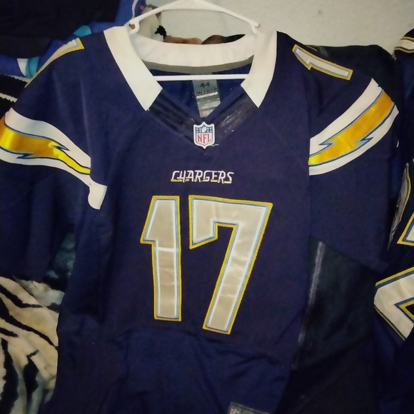 Jerseys - Picture 2 of 10